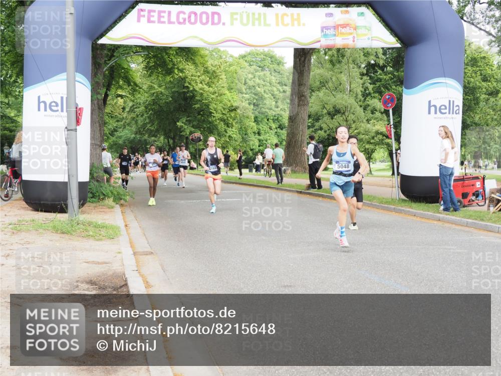 29.06.2025 - hella hamburg halbmarathon MichiJ http://msf.ph/oto/8215648 29.06.2025 10:23:37 Zwischen KM18-KM19 4477, 5048, 5152, 11661, 14069, 17489 meine-sportfotos.de