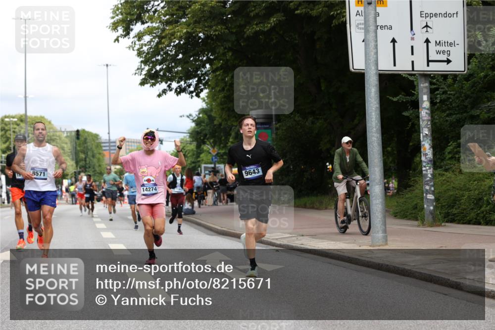 29.06.2025 - hella hamburg halbmarathon Yannick Fuchs http://msf.ph/oto/8215671 29.06.2025 10:32:47 20KM 1042, 1615, 1688, 1710, 2745, 3530, 7152, 7154, 7229, 7743, 8002, 8571, 9171, 9643, 10793, 11952, 13900, 14274, 14688, 14992, 15303, 15382, 16075, 16698, 17623, 18276, 18277, 18529, 18584, 18723 meine-sportfotos.de