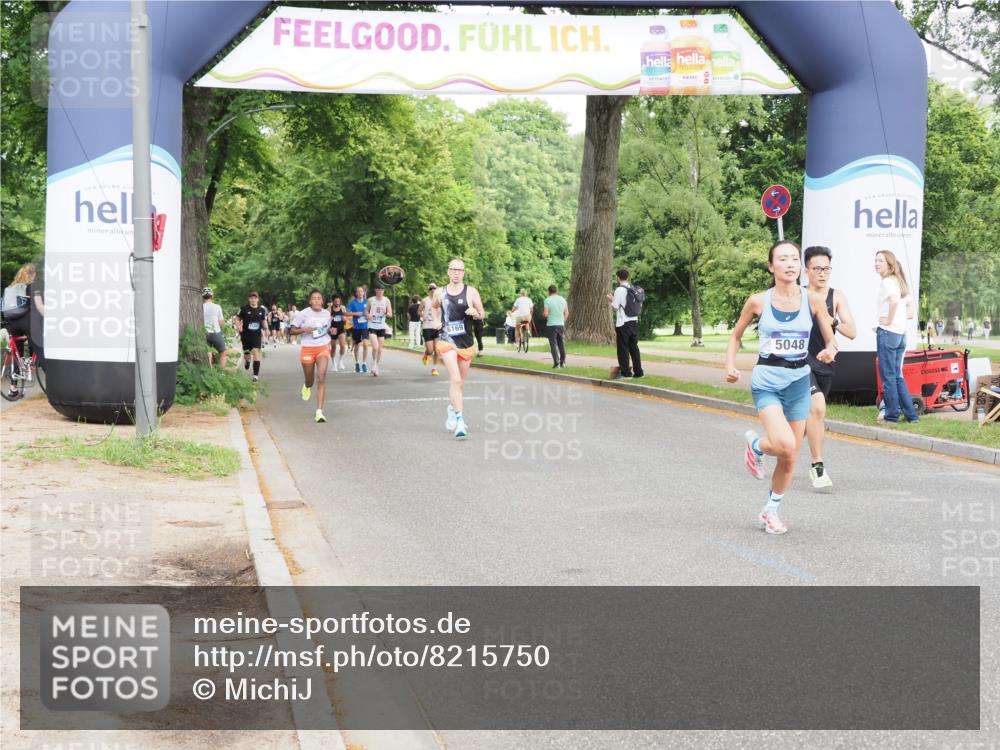 29.06.2025 - hella hamburg halbmarathon MichiJ http://msf.ph/oto/8215750 29.06.2025 10:23:38 Zwischen KM18-KM19 57, 4477, 5048, 5152, 9519, 11661, 14069, 17489 meine-sportfotos.de