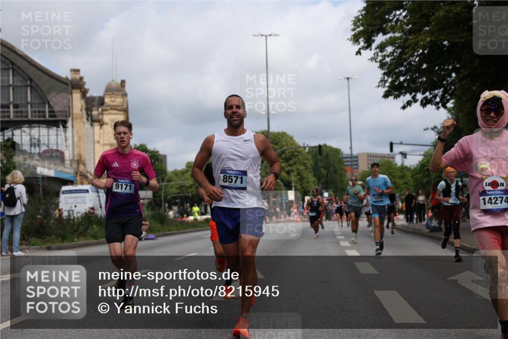 29.06.2025 - hella hamburg halbmarathon Yannick Fuchs http://msf.ph/oto/8215945 29.06.2025 10:32:48 20KM 1042, 1615, 1688, 1710, 2296, 2745, 3530, 7152, 7154, 7229, 7743, 8002, 8571, 9171, 9643, 10793, 11049, 11952, 14274, 14688, 14992, 15303, 15382, 16075, 16698, 17623, 18276, 18529, 18584, 18723 meine-sportfotos.de
