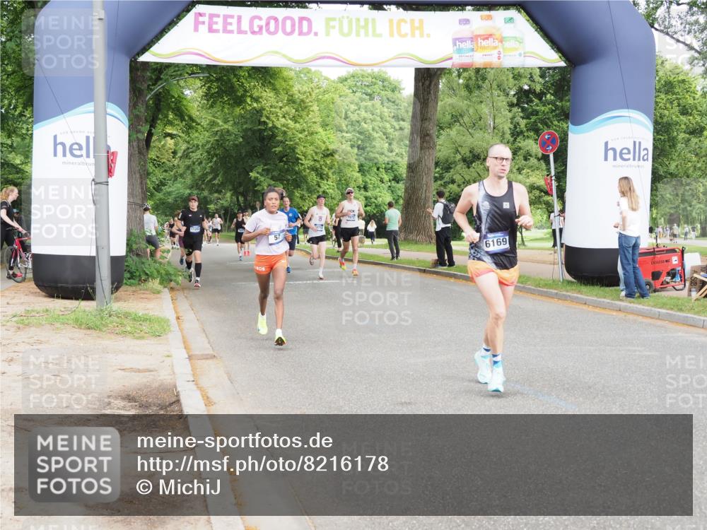 29.06.2025 - hella hamburg halbmarathon MichiJ http://msf.ph/oto/8216178 29.06.2025 10:23:40 Zwischen KM18-KM19 57, 4477, 5048, 6169, 9519, 11661, 14069 meine-sportfotos.de
