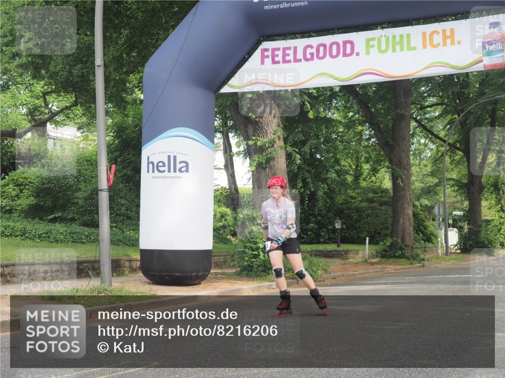 29.06.2025 - hella hamburg halbmarathon KatJ http://msf.ph/oto/8216206 29.06.2025 09:36:01 Zwischen KM18-KM19  meine-sportfotos.de