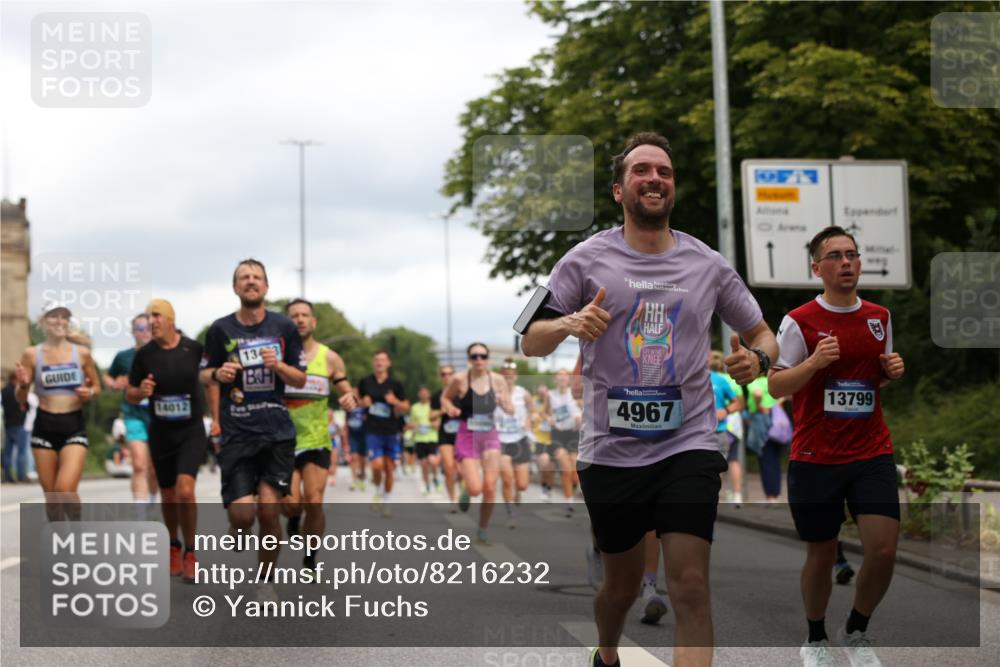 29.06.2025 - hella hamburg halbmarathon Yannick Fuchs http://msf.ph/oto/8216232 29.06.2025 10:45:42 20KM 2364, 2396, 2636, 2670, 2718, 2818, 2823, 2946, 4033, 4297, 4404, 4814, 4839, 4967, 5008, 5087, 5102, 5820, 6286, 6657, 6776, 7224, 7786, 8371, 8413, 8710, 8856, 9074, 9214, 9476, 9656, 9739, 9793, 9869, 9959, 10667, 10868, 11791, 12224, 12450, 13015, 13403, 13707, 13726, 13792, 13799, 14012, 14248, 14865, 14994, 15426, 15496, 15643, 15899, 16666, 17033, 17131, 17530, 17682, 17815, 17962, 17978, 17997, 18019, 18475, 18820, 18869, 18982, 19020 meine-sportfotos.de