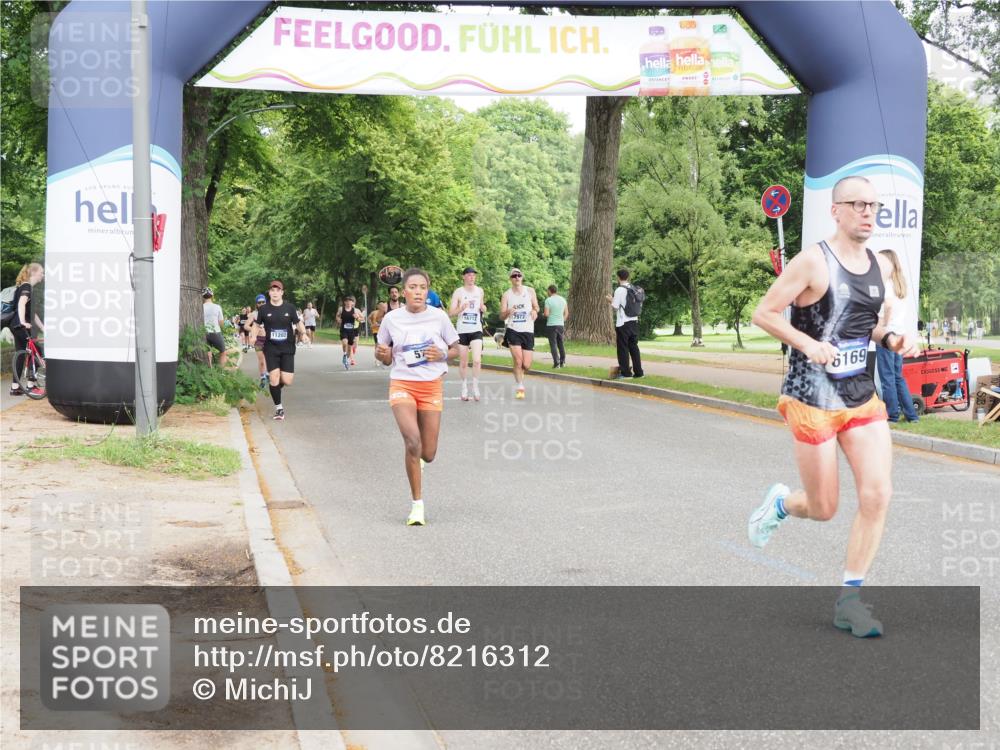 29.06.2025 - hella hamburg halbmarathon MichiJ http://msf.ph/oto/8216312 29.06.2025 10:23:40 Zwischen KM18-KM19 57, 4477, 5048, 6169, 9519, 11661, 14069 meine-sportfotos.de