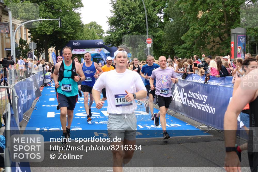 29.06.2025 - hella hamburg halbmarathon Zöllner http://msf.ph/oto/8216334 29.06.2025 10:51:23 Ziel 1461, 1817, 2364, 2411, 2636, 2718, 4814, 6657, 6776, 8316, 8930, 8989, 9214, 9476, 10480, 10667, 11124, 11512, 12016, 13047, 14865, 14994, 16357, 18019, 18489 meine-sportfotos.de