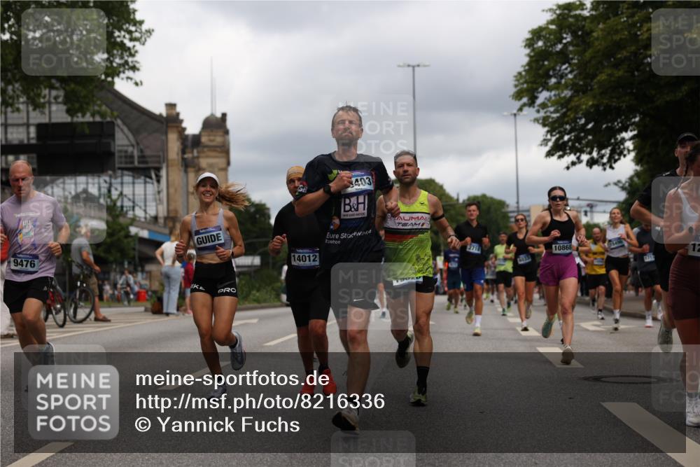 29.06.2025 - hella hamburg halbmarathon Yannick Fuchs http://msf.ph/oto/8216336 29.06.2025 10:45:42 20KM 2364, 2396, 2636, 2670, 2718, 2818, 2823, 2946, 4033, 4297, 4404, 4814, 4839, 4967, 5008, 5087, 5102, 5820, 6286, 6657, 6776, 7224, 7786, 8371, 8413, 8710, 8856, 9074, 9214, 9476, 9656, 9739, 9793, 9869, 9959, 10667, 10868, 11791, 12224, 12450, 13015, 13403, 13707, 13726, 13792, 13799, 14012, 14248, 14865, 14994, 15426, 15496, 15643, 15899, 16666, 17033, 17131, 17530, 17682, 17815, 17962, 17978, 17997, 18019, 18475, 18820, 18869, 18982, 19020 meine-sportfotos.de