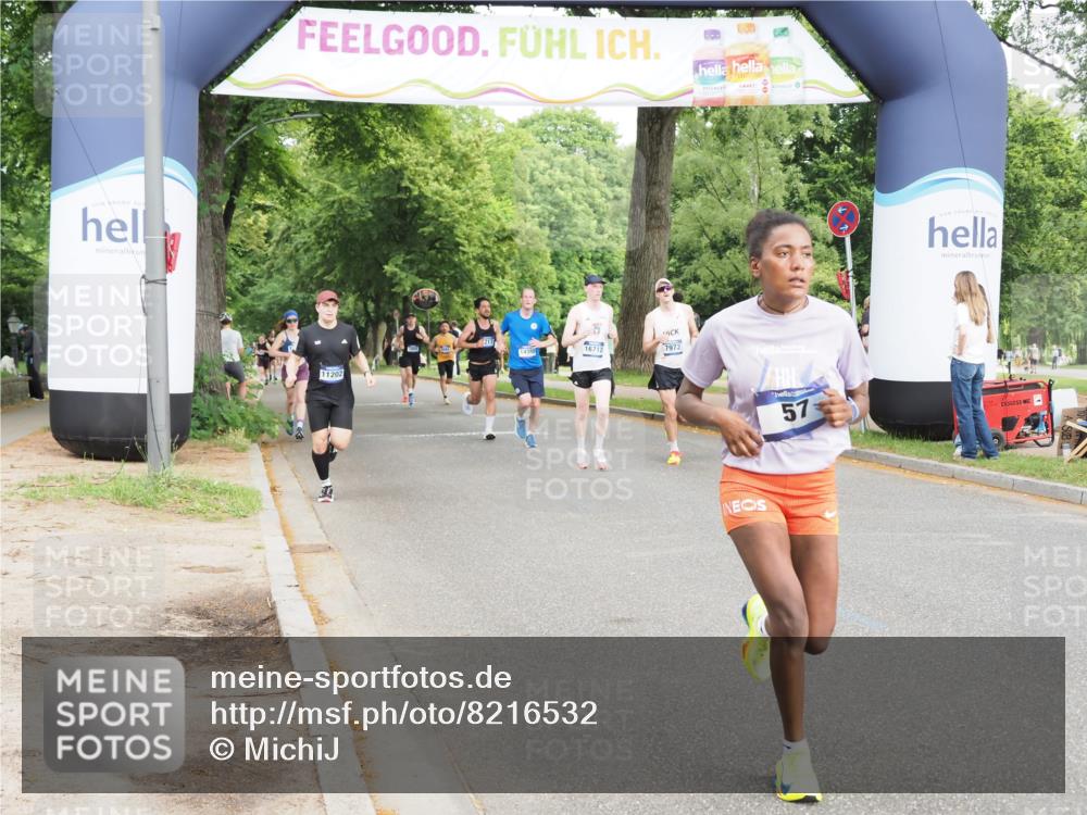 29.06.2025 - hella hamburg halbmarathon MichiJ http://msf.ph/oto/8216532 29.06.2025 10:23:42 Zwischen KM18-KM19 57, 5048, 6169, 7972, 9519, 11661, 14388, 16712 meine-sportfotos.de