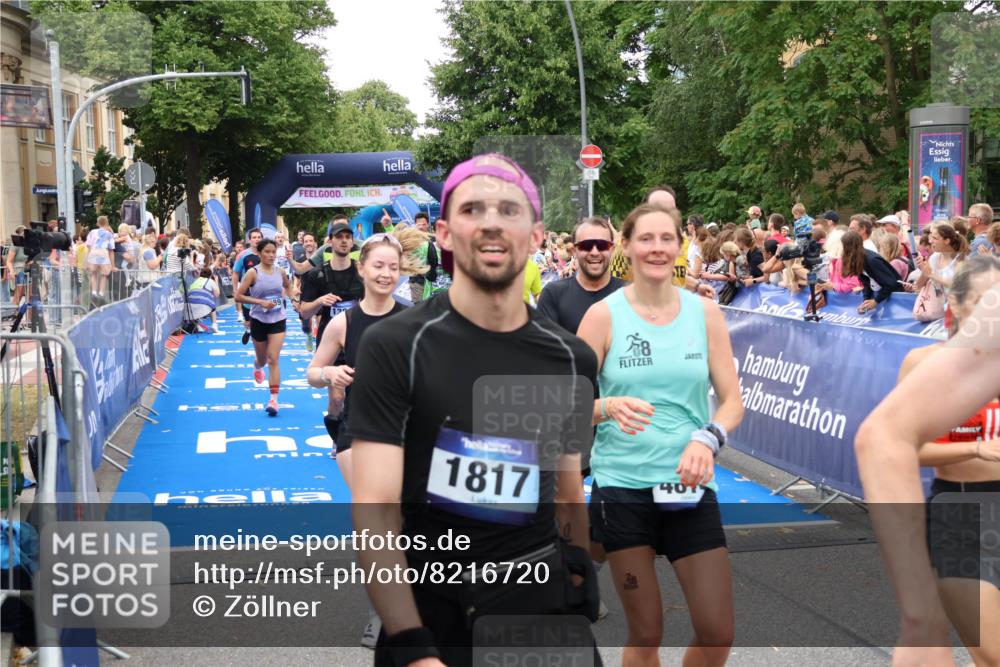29.06.2025 - hella hamburg halbmarathon Zöllner http://msf.ph/oto/8216720 29.06.2025 10:51:28 Ziel 2364, 2411, 2946, 5820, 6776, 7943, 8989, 9214, 9656, 11124, 11422, 13047, 13792, 14865, 14994, 15871, 15950, 16357, 17131, 18489 meine-sportfotos.de