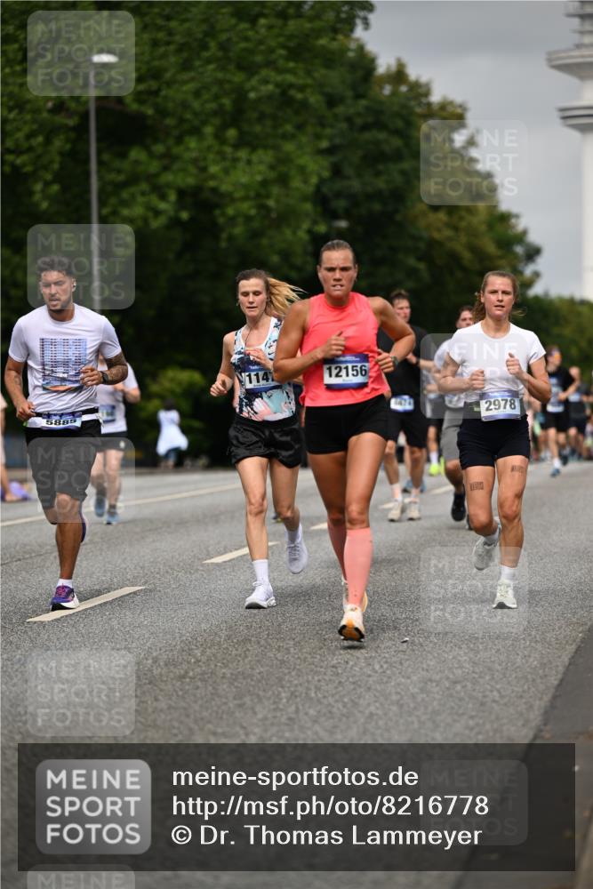 29.06.2025 - hella hamburg halbmarathon Dr. Thomas Lammeyer http://msf.ph/oto/8216778 29.06.2025 10:12:49 Kennedybrücke 1147, 1188, 2427, 2978, 4859, 5100, 5885, 6590, 6674, 6918, 7198, 7348, 7453, 9457, 9616, 9718, 9823, 9951, 9958, 9966, 10092, 10609, 10857 meine-sportfotos.de
