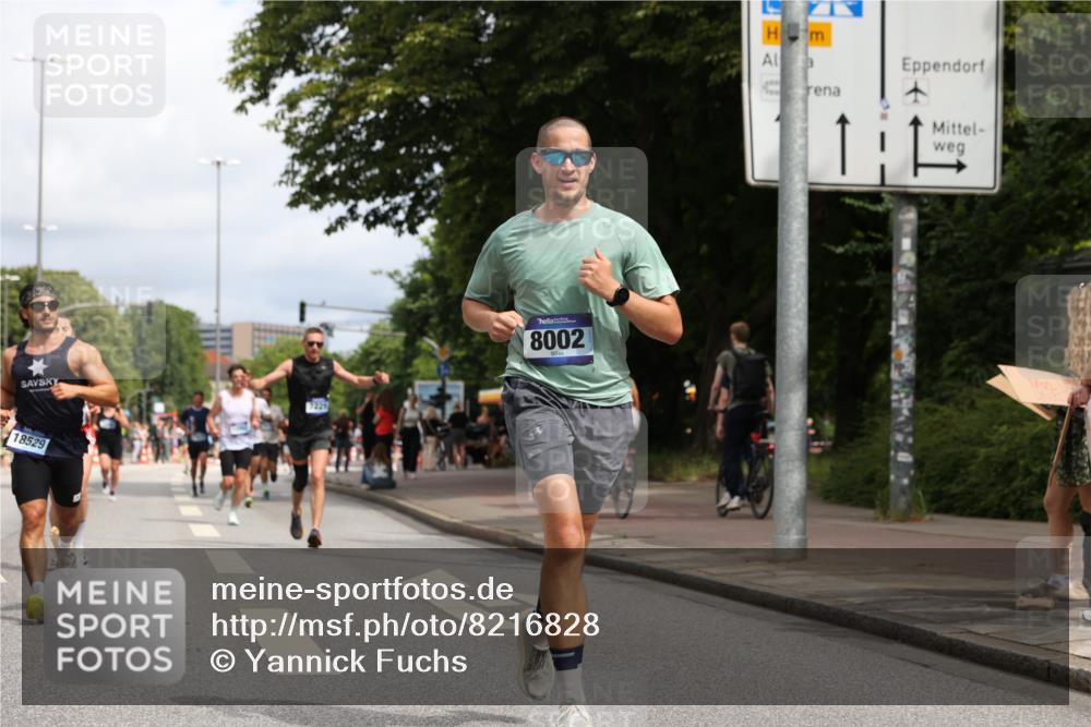 29.06.2025 - hella hamburg halbmarathon Yannick Fuchs http://msf.ph/oto/8216828 29.06.2025 10:32:54 20KM 1042, 1615, 1688, 1710, 2296, 2745, 2849, 3530, 4148, 6095, 7110, 7229, 7743, 8002, 8091, 8571, 9171, 9643, 11049, 11952, 12915, 13755, 14274, 14688, 14992, 16075, 17623, 18276, 18529, 18584, 18723 meine-sportfotos.de