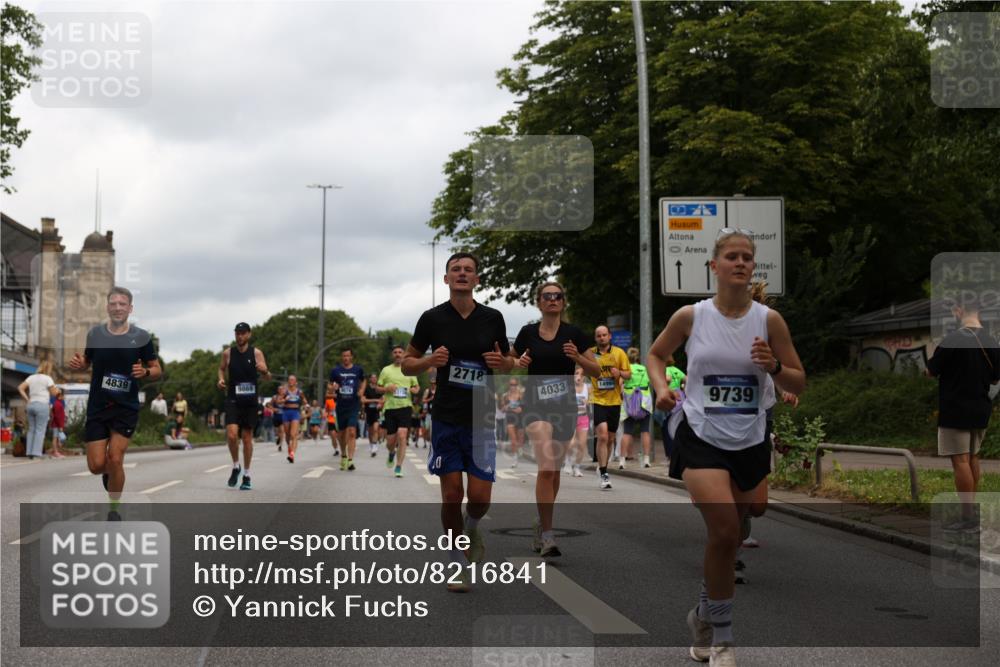 29.06.2025 - hella hamburg halbmarathon Yannick Fuchs http://msf.ph/oto/8216841 29.06.2025 10:45:45 20KM 2364, 2396, 2397, 2670, 2718, 2818, 4033, 4297, 4404, 4814, 4839, 4967, 5008, 5087, 5102, 6286, 6657, 6776, 7786, 8371, 8413, 8710, 8856, 9074, 9476, 9656, 9739, 9793, 9869, 10868, 11551, 11791, 12224, 12450, 12580, 13015, 13403, 13707, 13726, 13792, 13799, 14012, 14248, 14865, 14994, 15356, 15426, 15496, 15643, 15727, 15831, 15899, 16591, 16666, 17033, 17131, 17530, 17682, 17815, 17962, 17978, 17997, 18019, 18475, 18869, 18982, 19020 meine-sportfotos.de