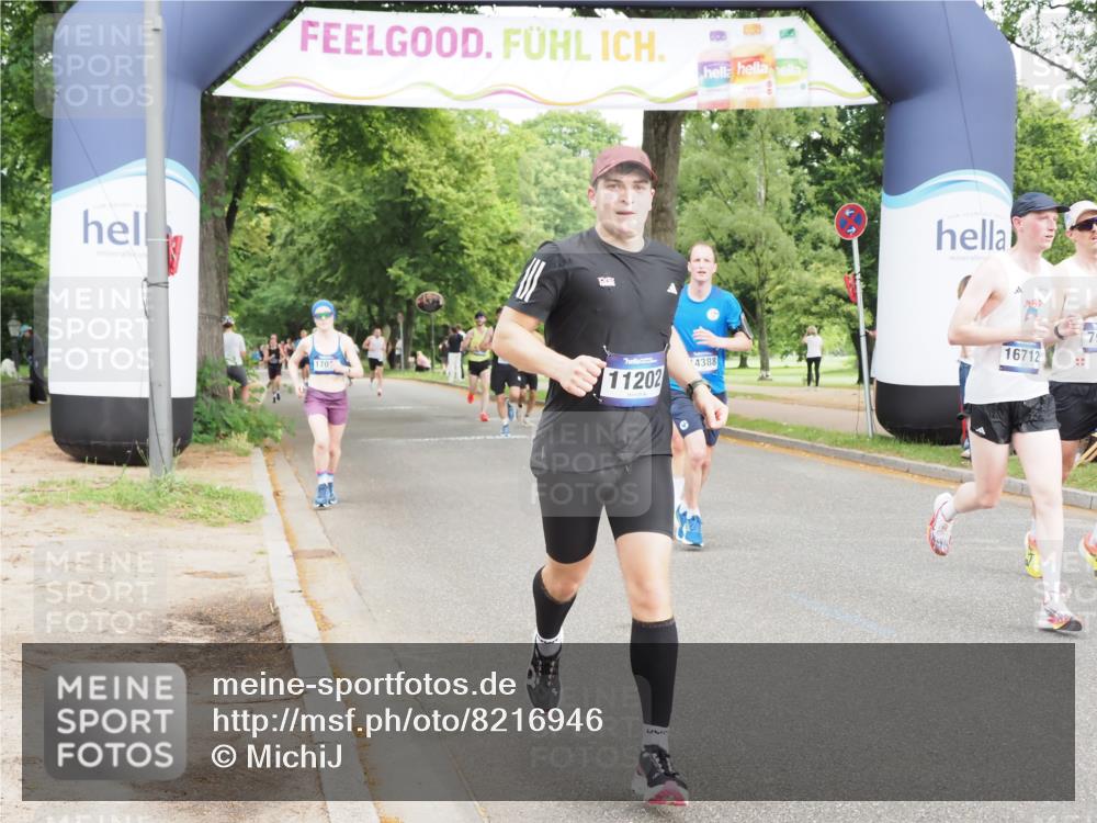 29.06.2025 - hella hamburg halbmarathon MichiJ http://msf.ph/oto/8216946 29.06.2025 10:23:44 Zwischen KM18-KM19 57, 1217, 5048, 6169, 7972, 9519, 11202, 14388, 16712 meine-sportfotos.de