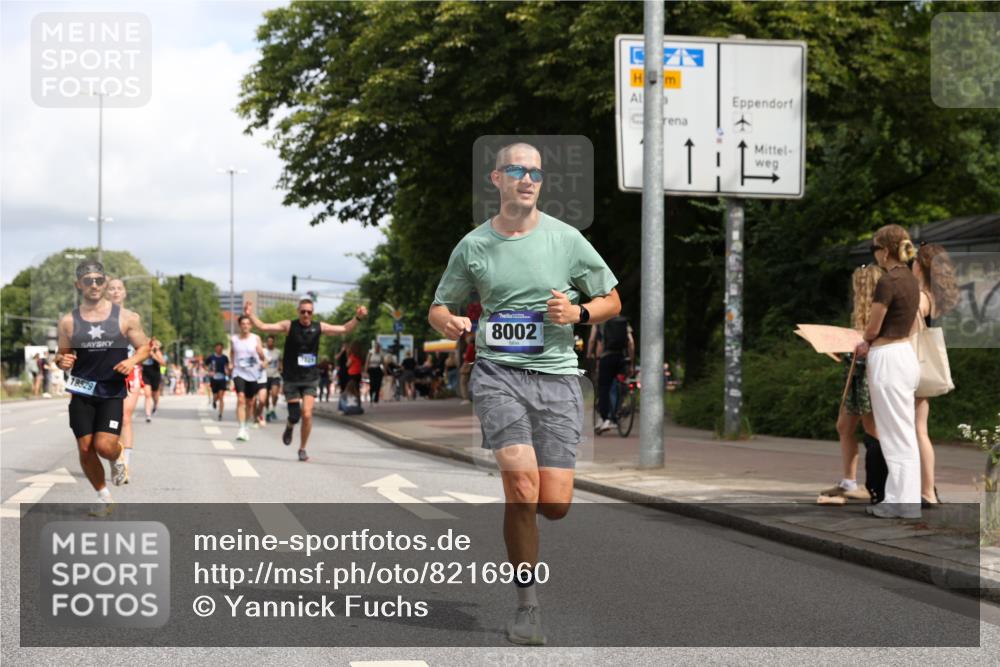 29.06.2025 - hella hamburg halbmarathon Yannick Fuchs http://msf.ph/oto/8216960 29.06.2025 10:32:54 20KM 1042, 1615, 1688, 1710, 2296, 2745, 2849, 3530, 4148, 6095, 7110, 7229, 7743, 8002, 8091, 8571, 9171, 9643, 11049, 11952, 12915, 13755, 14274, 14688, 14992, 16075, 17623, 18276, 18529, 18584, 18723 meine-sportfotos.de