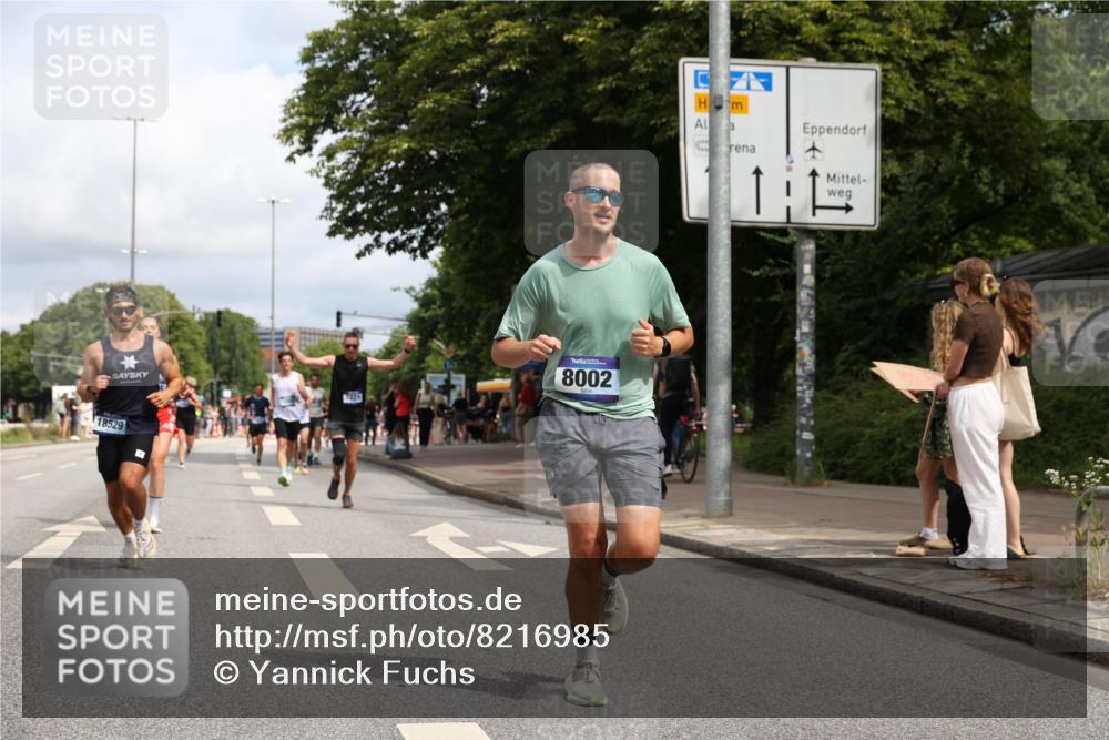 29.06.2025 - hella hamburg halbmarathon Yannick Fuchs http://msf.ph/oto/8216985 29.06.2025 10:32:54 20KM 1042, 1615, 1688, 1710, 2296, 2745, 2849, 3530, 4148, 6095, 7110, 7229, 7743, 8002, 8091, 8571, 9171, 9643, 11049, 11952, 12915, 13755, 14274, 14688, 14992, 16075, 17623, 18276, 18529, 18584, 18723 meine-sportfotos.de