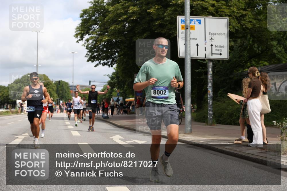 29.06.2025 - hella hamburg halbmarathon Yannick Fuchs http://msf.ph/oto/8217027 29.06.2025 10:32:54 20KM 1042, 1615, 1688, 1710, 2296, 2745, 2849, 3530, 4148, 6095, 7110, 7229, 7743, 8002, 8091, 8571, 9171, 9643, 11049, 11952, 12915, 13755, 14274, 14688, 14992, 16075, 17623, 18276, 18529, 18584, 18723 meine-sportfotos.de