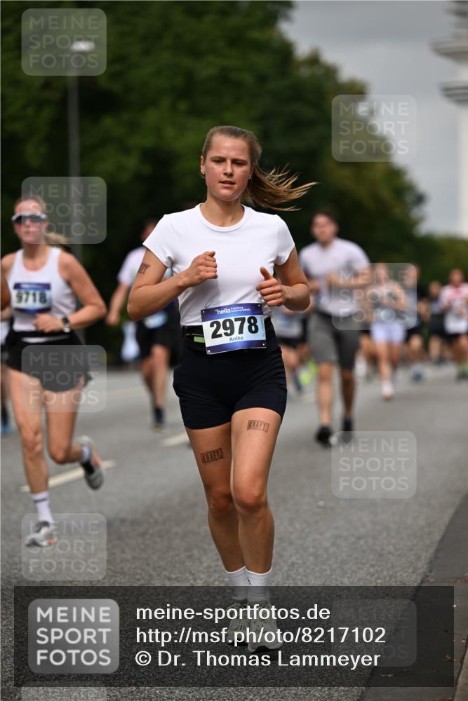 29.06.2025 - hella hamburg halbmarathon Dr. Thomas Lammeyer http://msf.ph/oto/8217102 29.06.2025 10:12:51 Kennedybrücke 1147, 1188, 2427, 2978, 3762, 4859, 5100, 5885, 6590, 6674, 6918, 7198, 7348, 7453, 9457, 9616, 9718, 9823, 9951, 9958, 9966, 10092, 10609, 10857 meine-sportfotos.de