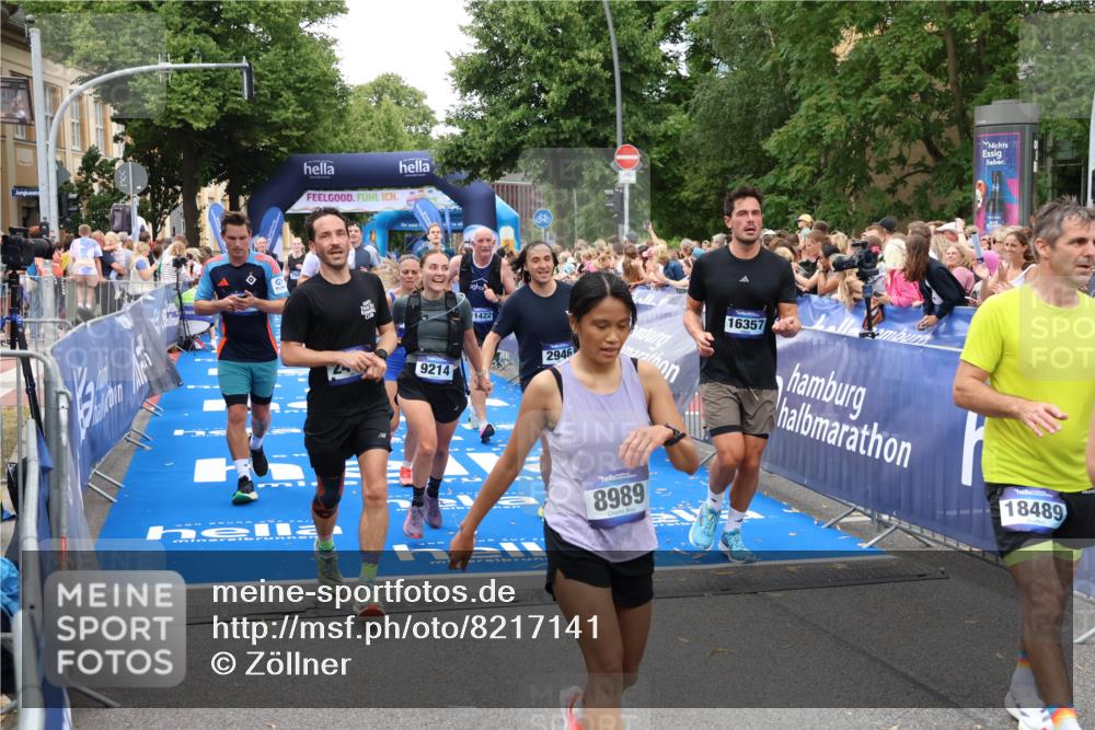 29.06.2025 - hella hamburg halbmarathon Zöllner http://msf.ph/oto/8217141 29.06.2025 10:51:31 Ziel 1335, 2411, 2946, 5820, 7943, 9214, 9656, 11422, 13403, 13792, 15871, 15950, 16357, 17131 meine-sportfotos.de