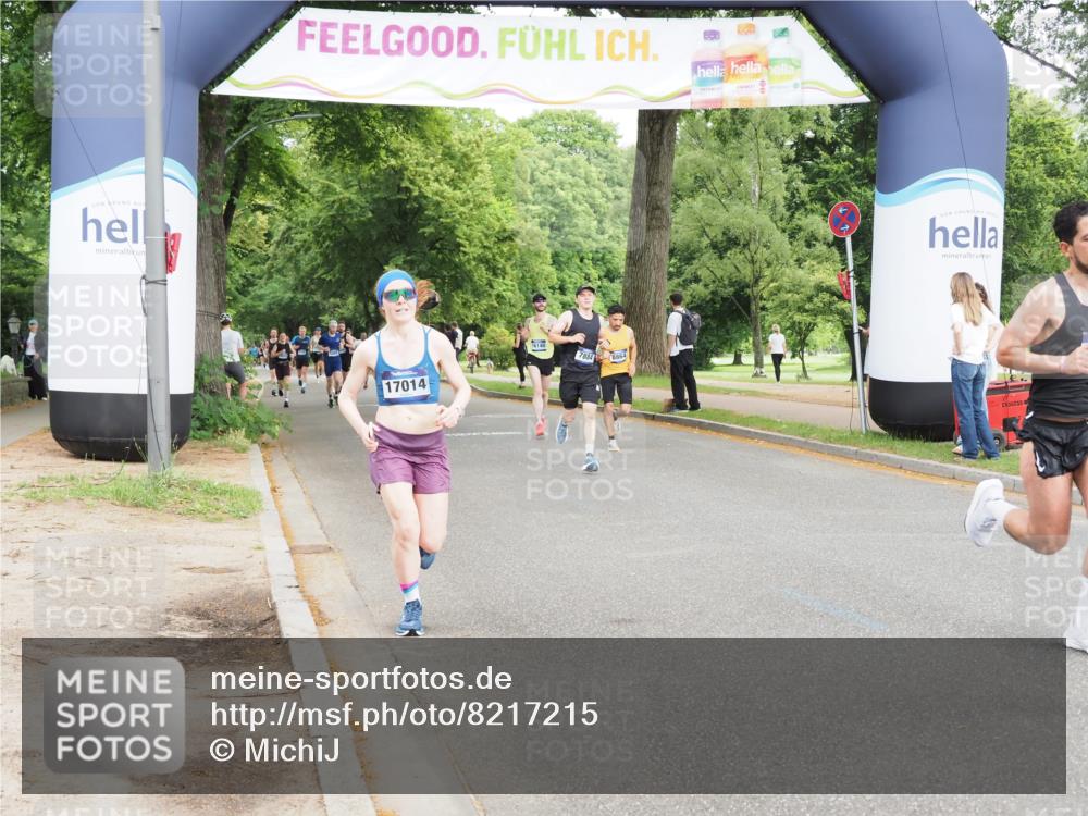 29.06.2025 - hella hamburg halbmarathon MichiJ http://msf.ph/oto/8217215 29.06.2025 10:23:45 Zwischen KM18-KM19 57, 1217, 6169, 7884, 7972, 9519, 11202, 14388, 16712, 17014 meine-sportfotos.de
