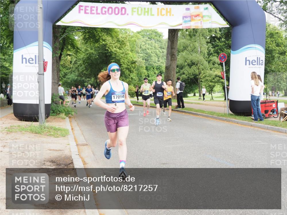 29.06.2025 - hella hamburg halbmarathon MichiJ http://msf.ph/oto/8217257 29.06.2025 10:23:46 Zwischen KM18-KM19 57, 1217, 6169, 7884, 7972, 9519, 11202, 14388, 16712, 17014 meine-sportfotos.de
