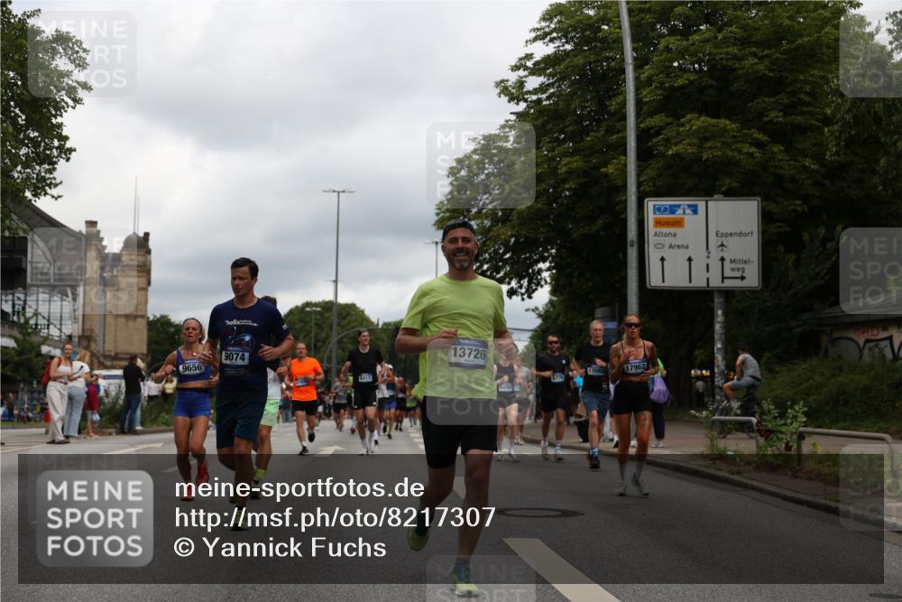 29.06.2025 - hella hamburg halbmarathon Yannick Fuchs http://msf.ph/oto/8217307 29.06.2025 10:45:50 20KM 2364, 2396, 2397, 2670, 2718, 2818, 4033, 4140, 4814, 4839, 5008, 5102, 6286, 6657, 6776, 7724, 7786, 8371, 8413, 8710, 8856, 9074, 9476, 9656, 9739, 9793, 9869, 10868, 11551, 11791, 12224, 12450, 12580, 13015, 13047, 13051, 13707, 13726, 13792, 13799, 14012, 14122, 14248, 14865, 14994, 15356, 15496, 15643, 15727, 15829, 15831, 16179, 16591, 17033, 17131, 17530, 17682, 17815, 17962, 17978, 17997, 18019, 18475, 18869, 18982, 19020 meine-sportfotos.de