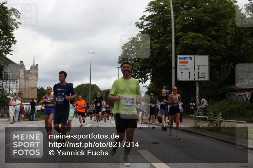 29.06.2025 - hella hamburg halbmarathon Yannick Fuchs http://msf.ph/oto/8217314 29.06.2025 10:45:50 20KM 2364, 2396, 2397, 2670, 2718, 2818, 4033, 4140, 4814, 4839, 5008, 5102, 6286, 6657, 6776, 7724, 7786, 8371, 8413, 8710, 8856, 9074, 9476, 9656, 9739, 9793, 9869, 10868, 11551, 11791, 12224, 12450, 12580, 13015, 13047, 13051, 13707, 13726, 13792, 13799, 14012, 14122, 14248, 14865, 14994, 15356, 15496, 15643, 15727, 15829, 15831, 16179, 16591, 17033, 17131, 17530, 17682, 17815, 17962, 17978, 17997, 18019, 18475, 18869, 18982, 19020 meine-sportfotos.de