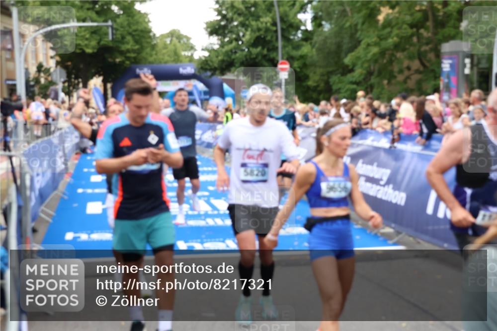 29.06.2025 - hella hamburg halbmarathon Zöllner http://msf.ph/oto/8217321 29.06.2025 10:51:34 Ziel 1335, 5820, 7943, 10691, 11422, 13403, 13792, 15871, 17131 meine-sportfotos.de