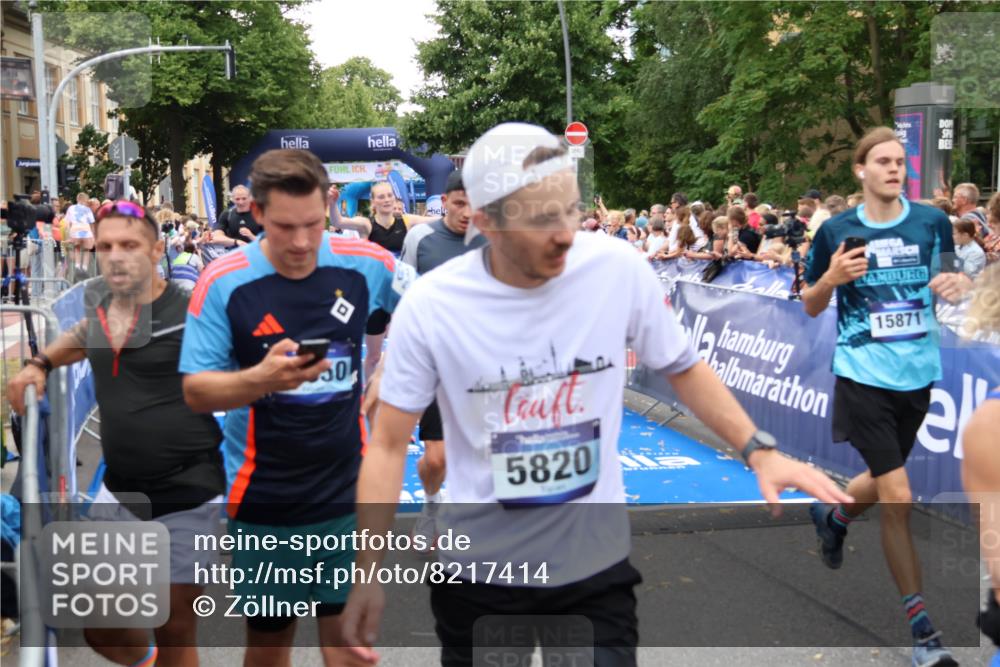 29.06.2025 - hella hamburg halbmarathon Zöllner http://msf.ph/oto/8217414 29.06.2025 10:51:35 Ziel 1335, 5008, 7943, 10691, 13403, 13792, 15871, 17131, 19007 meine-sportfotos.de