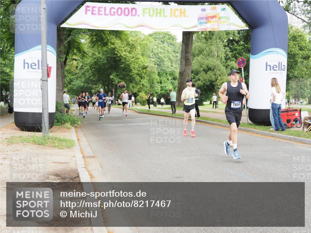 29.06.2025 - hella hamburg halbmarathon MichiJ http://msf.ph/oto/8217467 29.06.2025 10:23:47 Zwischen KM18-KM19 1217, 6169, 7884, 7972, 11202, 14388, 16712, 17014 meine-sportfotos.de