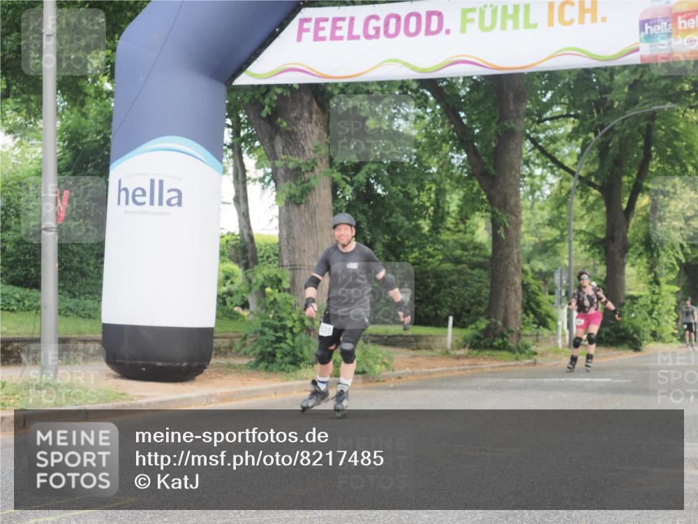 29.06.2025 - hella hamburg halbmarathon KatJ http://msf.ph/oto/8217485 29.06.2025 09:36:18 Zwischen KM18-KM19  meine-sportfotos.de