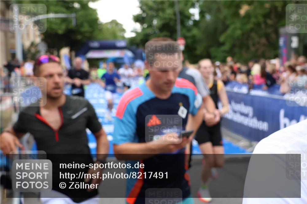 29.06.2025 - hella hamburg halbmarathon Zöllner http://msf.ph/oto/8217491 29.06.2025 10:51:37 Ziel 1335, 5008, 7943, 10691, 13327, 13403, 19007 meine-sportfotos.de