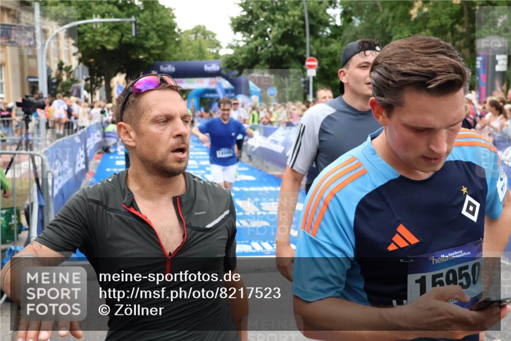 29.06.2025 - hella hamburg halbmarathon Zöllner http://msf.ph/oto/8217523 29.06.2025 10:51:38 Ziel 1335, 5008, 10691, 13327, 13403, 14012, 19007, 19020 meine-sportfotos.de