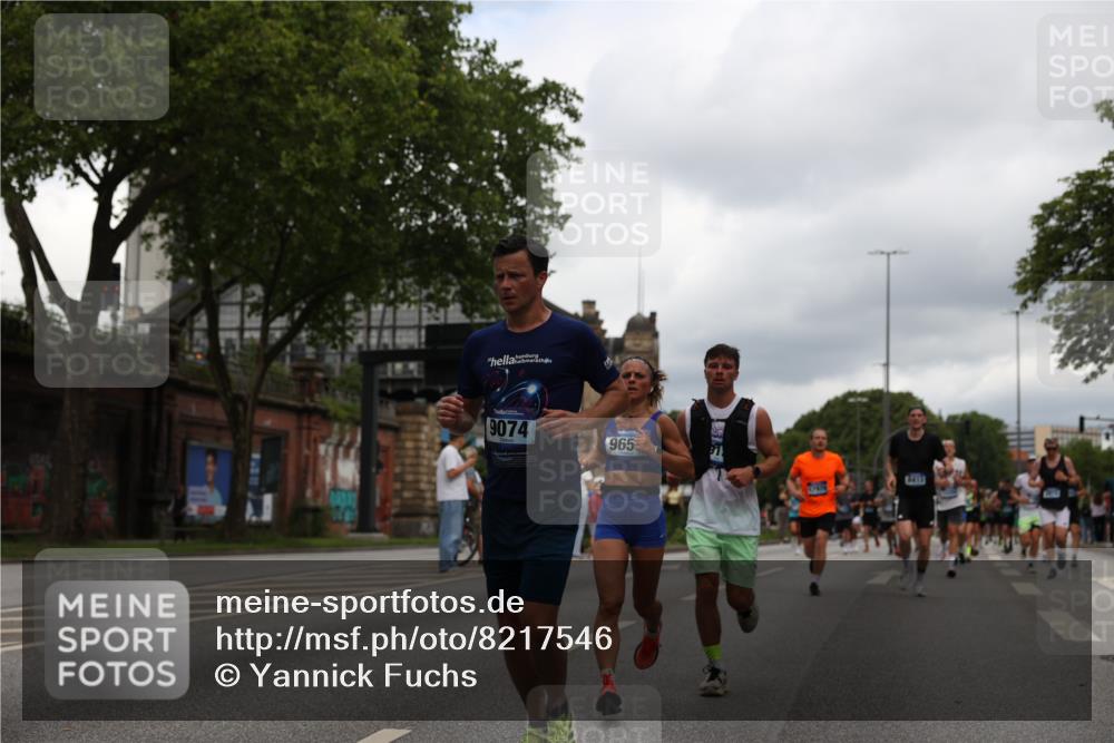 29.06.2025 - hella hamburg halbmarathon Yannick Fuchs http://msf.ph/oto/8217546 29.06.2025 10:45:51 20KM 2364, 2396, 2397, 2670, 2718, 2818, 4033, 4140, 4814, 4839, 5008, 5102, 6286, 6657, 6776, 7724, 7786, 8371, 8413, 8710, 8856, 9074, 9082, 9656, 9739, 9793, 9869, 11551, 11791, 12224, 12450, 12580, 13015, 13047, 13051, 13707, 13726, 13792, 13799, 14012, 14122, 14248, 14865, 14994, 15356, 15496, 15643, 15727, 15829, 15831, 16003, 16179, 16591, 17033, 17131, 17682, 17815, 17962, 17978, 17997, 18019, 18475, 18869, 18982, 19020 meine-sportfotos.de