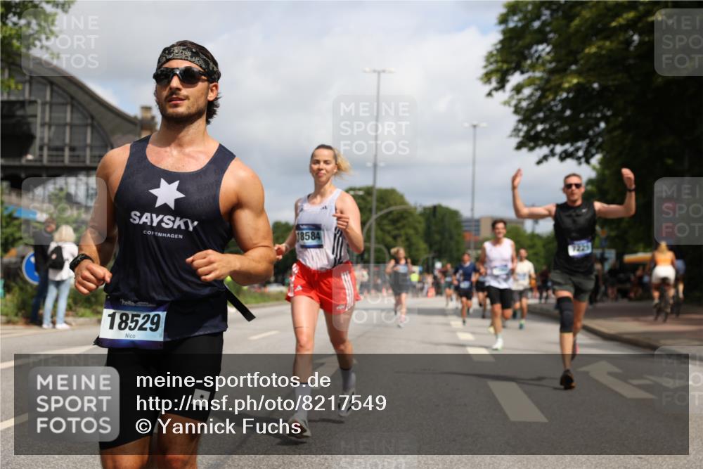 29.06.2025 - hella hamburg halbmarathon Yannick Fuchs http://msf.ph/oto/8217549 29.06.2025 10:32:56 20KM 1042, 1615, 1688, 1710, 2296, 2745, 2849, 3530, 4148, 5091, 6095, 7110, 7229, 8002, 8091, 8571, 9171, 11049, 11952, 12915, 13755, 14274, 14688, 14992, 16075, 17623, 18276, 18529, 18584, 18723, 18761 meine-sportfotos.de
