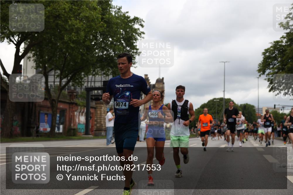 29.06.2025 - hella hamburg halbmarathon Yannick Fuchs http://msf.ph/oto/8217553 29.06.2025 10:45:51 20KM 2364, 2396, 2397, 2670, 2718, 2818, 4033, 4140, 4814, 4839, 5008, 5102, 6286, 6657, 6776, 7724, 7786, 8371, 8413, 8710, 8856, 9074, 9082, 9656, 9739, 9793, 9869, 11551, 11791, 12224, 12450, 12580, 13015, 13047, 13051, 13707, 13726, 13792, 13799, 14012, 14122, 14248, 14865, 14994, 15356, 15496, 15643, 15727, 15829, 15831, 16003, 16179, 16591, 17033, 17131, 17682, 17815, 17962, 17978, 17997, 18019, 18475, 18869, 18982, 19020 meine-sportfotos.de