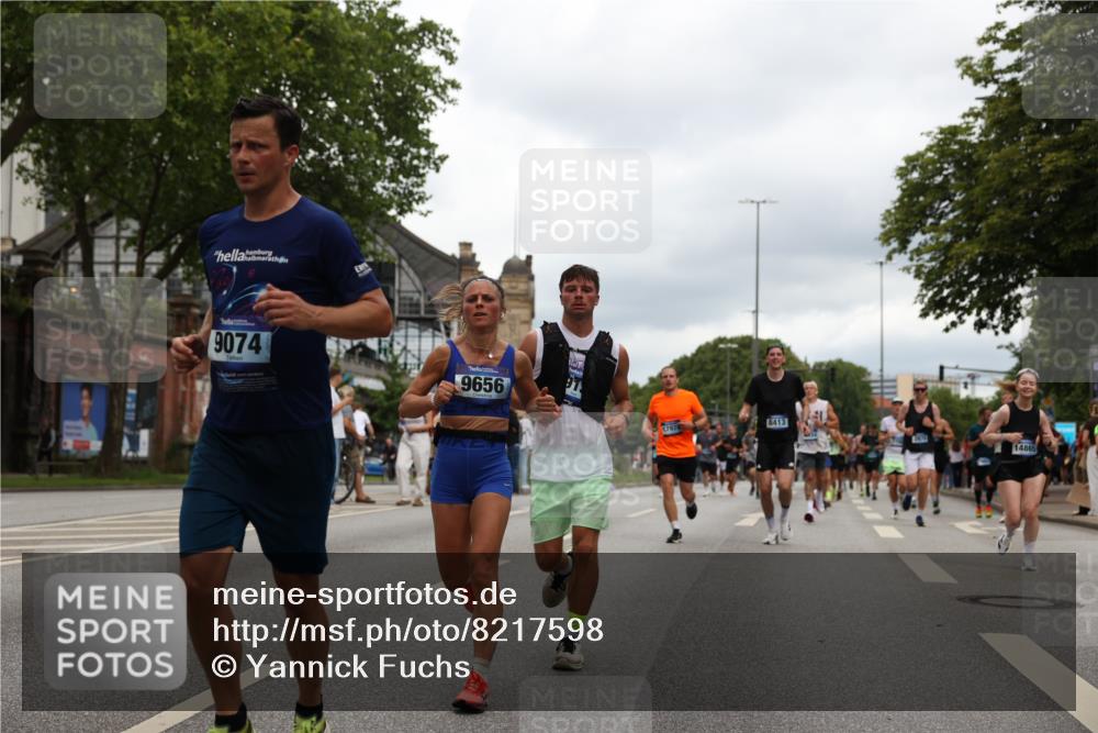 29.06.2025 - hella hamburg halbmarathon Yannick Fuchs http://msf.ph/oto/8217598 29.06.2025 10:45:51 20KM 2364, 2396, 2397, 2670, 2718, 2818, 4033, 4140, 4814, 4839, 5008, 5102, 6286, 6657, 6776, 7724, 7786, 8371, 8413, 8710, 8856, 9074, 9082, 9656, 9739, 9793, 9869, 11551, 11791, 12224, 12450, 12580, 13015, 13047, 13051, 13707, 13726, 13792, 13799, 14012, 14122, 14248, 14865, 14994, 15356, 15496, 15643, 15727, 15829, 15831, 16003, 16179, 16591, 17033, 17131, 17682, 17815, 17962, 17978, 17997, 18019, 18475, 18869, 18982, 19020 meine-sportfotos.de