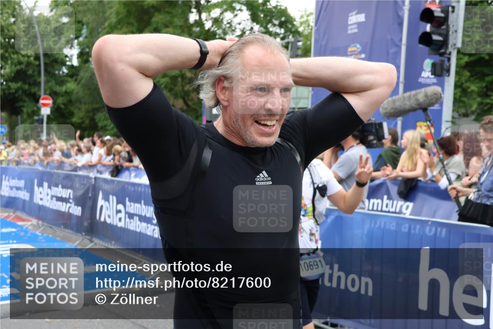 29.06.2025 - hella hamburg halbmarathon Zöllner http://msf.ph/oto/8217600 29.06.2025 10:51:41 Ziel 5008, 10691, 13327, 14012, 14458, 15496, 19007, 19020 meine-sportfotos.de