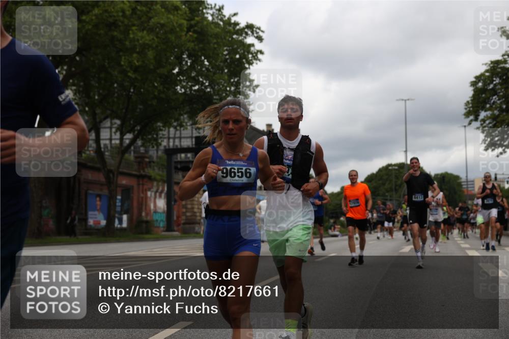29.06.2025 - hella hamburg halbmarathon Yannick Fuchs http://msf.ph/oto/8217661 29.06.2025 10:45:52 20KM 2364, 2396, 2397, 2670, 2718, 2818, 4033, 4140, 4814, 4839, 5008, 5102, 6286, 6657, 6776, 7409, 7724, 7786, 8371, 8413, 8710, 8856, 9074, 9082, 9656, 9739, 9869, 11551, 11791, 12224, 12367, 12450, 12580, 13015, 13047, 13051, 13707, 13726, 13792, 14122, 14248, 14561, 14865, 14994, 15356, 15496, 15643, 15727, 15829, 15831, 16003, 16179, 16591, 17033, 17131, 17682, 17815, 17962, 17978, 17997, 18019, 18475, 18869, 18982 meine-sportfotos.de