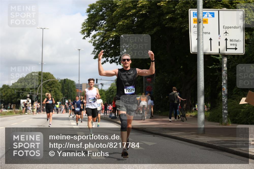 29.06.2025 - hella hamburg halbmarathon Yannick Fuchs http://msf.ph/oto/8217784 29.06.2025 10:32:56 20KM 1042, 1615, 1688, 1710, 2296, 2745, 2849, 3530, 4148, 5091, 6095, 7110, 7229, 8002, 8091, 8571, 9171, 11049, 11952, 12915, 13755, 14274, 14688, 14992, 16075, 17623, 18276, 18529, 18584, 18723, 18761 meine-sportfotos.de