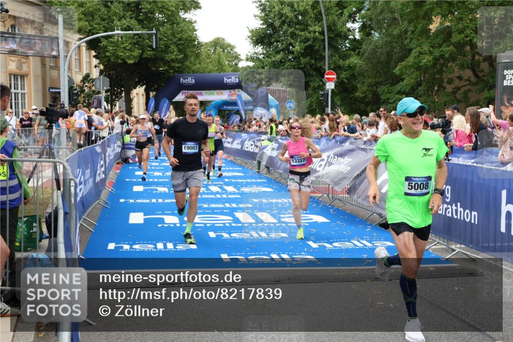 29.06.2025 - hella hamburg halbmarathon Zöllner http://msf.ph/oto/8217839 29.06.2025 10:51:44 Ziel 5008, 6286, 13327, 14012, 14458, 15496, 15831, 15899, 19007, 19020 meine-sportfotos.de