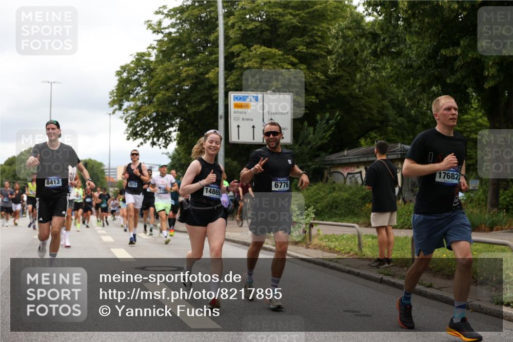 29.06.2025 - hella hamburg halbmarathon Yannick Fuchs http://msf.ph/oto/8217895 29.06.2025 10:45:53 20KM 2364, 2396, 2397, 2670, 2718, 2818, 4033, 4140, 4814, 4839, 5008, 5102, 6286, 6657, 6776, 7409, 7724, 7786, 8371, 8413, 8710, 8856, 9074, 9082, 9656, 9739, 9869, 11551, 11791, 12224, 12367, 12580, 13015, 13047, 13051, 13707, 13726, 13792, 14122, 14561, 14865, 14994, 15356, 15496, 15643, 15727, 15829, 15831, 16003, 16179, 16591, 17033, 17131, 17682, 17815, 17962, 17978, 17997, 18019, 18475, 18869, 18982 meine-sportfotos.de