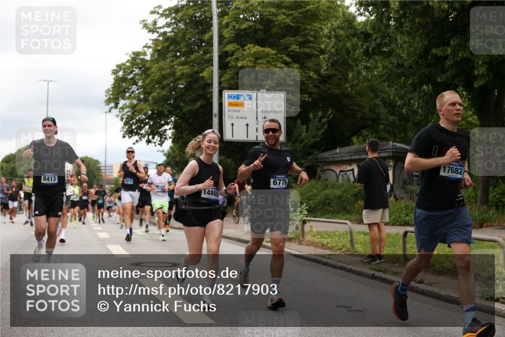 29.06.2025 - hella hamburg halbmarathon Yannick Fuchs http://msf.ph/oto/8217903 29.06.2025 10:45:53 20KM 2364, 2396, 2397, 2670, 2718, 2818, 4033, 4140, 4814, 4839, 5008, 5102, 6286, 6657, 6776, 7409, 7724, 7786, 8371, 8413, 8710, 8856, 9074, 9082, 9656, 9739, 9869, 11551, 11791, 12224, 12367, 12580, 13015, 13047, 13051, 13707, 13726, 13792, 14122, 14561, 14865, 14994, 15356, 15496, 15643, 15727, 15829, 15831, 16003, 16179, 16591, 17033, 17131, 17682, 17815, 17962, 17978, 17997, 18019, 18475, 18869, 18982 meine-sportfotos.de