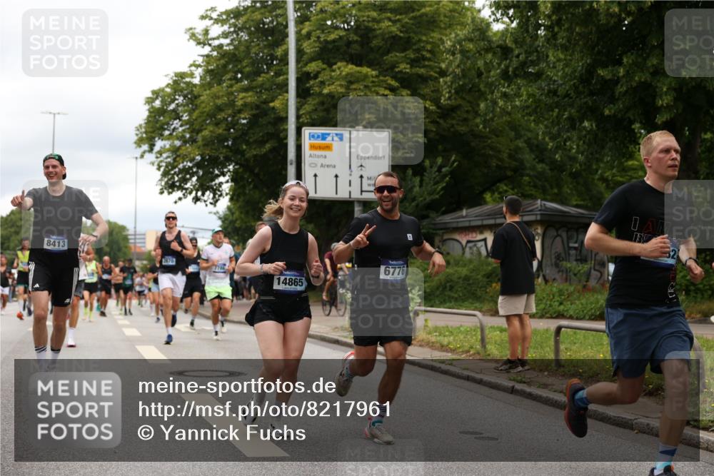 29.06.2025 - hella hamburg halbmarathon Yannick Fuchs http://msf.ph/oto/8217961 29.06.2025 10:45:53 20KM 2364, 2396, 2397, 2670, 2718, 2818, 4033, 4140, 4814, 4839, 5008, 5102, 6286, 6657, 6776, 7409, 7724, 7786, 8371, 8413, 8710, 8856, 9074, 9082, 9656, 9739, 9869, 11551, 11791, 12224, 12367, 12580, 13015, 13047, 13051, 13707, 13726, 13792, 14122, 14561, 14865, 14994, 15356, 15496, 15643, 15727, 15829, 15831, 16003, 16179, 16591, 17033, 17131, 17682, 17815, 17962, 17978, 17997, 18019, 18475, 18869, 18982 meine-sportfotos.de