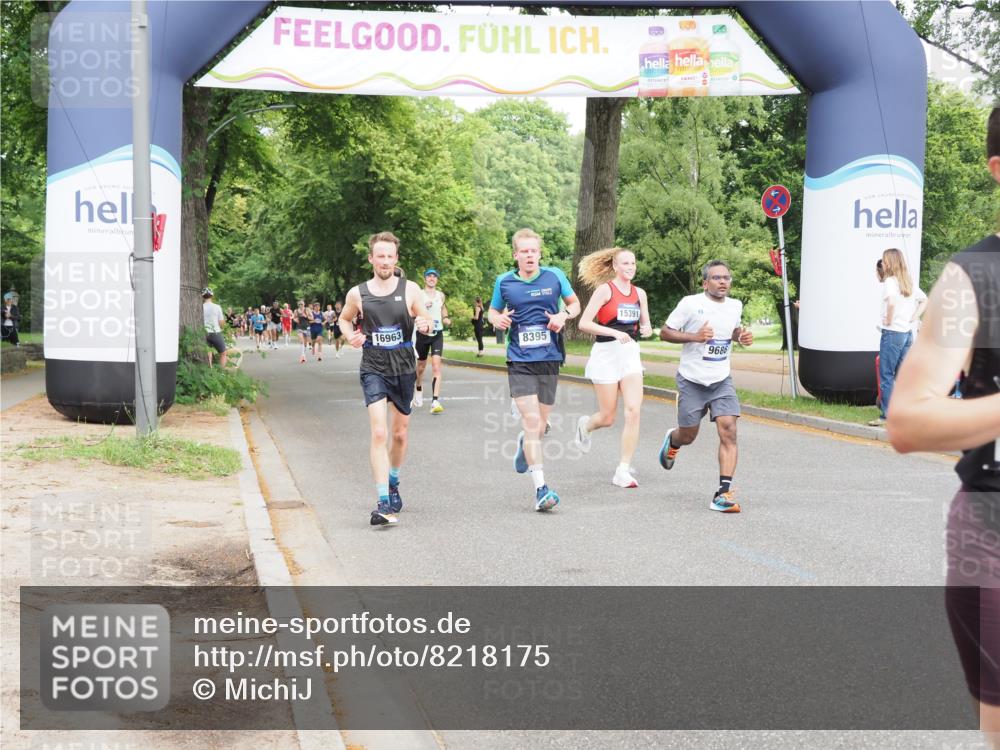 29.06.2025 - hella hamburg halbmarathon MichiJ http://msf.ph/oto/8218175 29.06.2025 10:23:55 Zwischen KM18-KM19 1002, 1644, 8395, 8864, 9686, 15391, 16140, 16695, 16811 meine-sportfotos.de