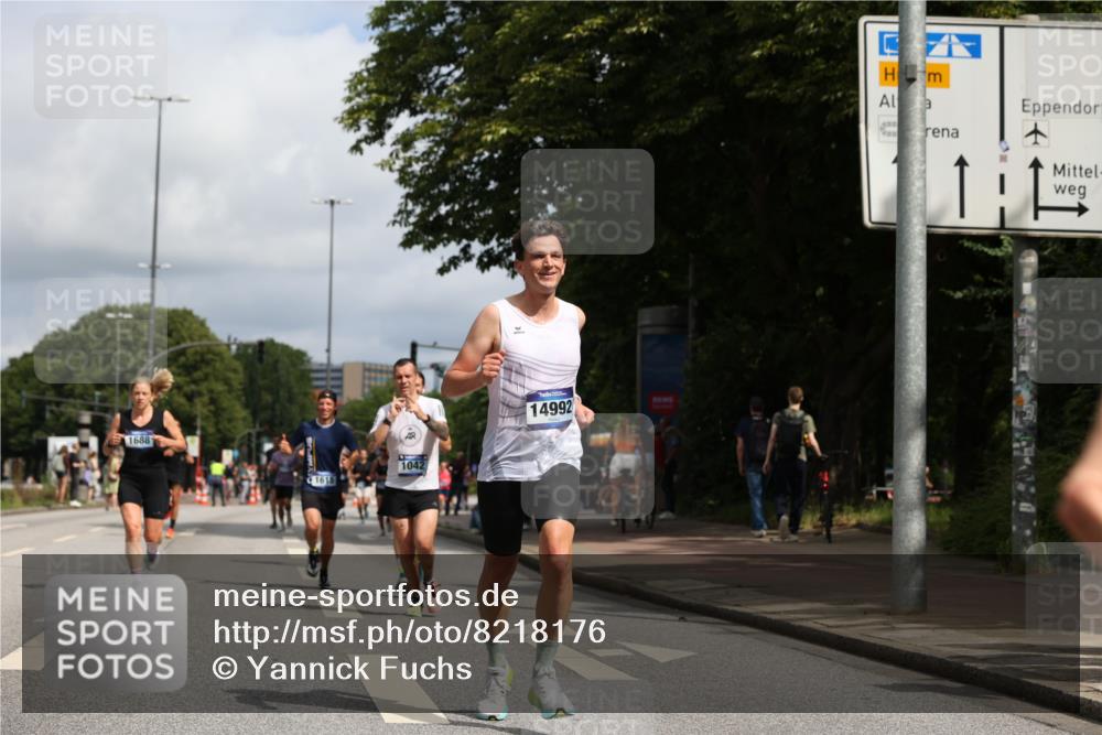 29.06.2025 - hella hamburg halbmarathon Yannick Fuchs http://msf.ph/oto/8218176 29.06.2025 10:32:58 20KM 1042, 1615, 1688, 1710, 2262, 2296, 2745, 2849, 3530, 4148, 5091, 5248, 6095, 7110, 7229, 8002, 8091, 9171, 11049, 11379, 11952, 12915, 13755, 14688, 14992, 16075, 17623, 18276, 18529, 18584, 18761 meine-sportfotos.de
