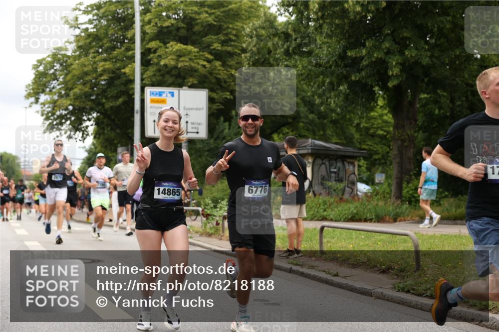 29.06.2025 - hella hamburg halbmarathon Yannick Fuchs http://msf.ph/oto/8218188 29.06.2025 10:45:54 20KM 2287, 2364, 2396, 2397, 2595, 2670, 2718, 2818, 4033, 4140, 4814, 5008, 5102, 6286, 6657, 6776, 7409, 7724, 7786, 8371, 8413, 8710, 8856, 9074, 9082, 9656, 9869, 11551, 11791, 12224, 12367, 12580, 13015, 13047, 13051, 13726, 13792, 14122, 14561, 14865, 14994, 15356, 15643, 15727, 15829, 15831, 16003, 16179, 16591, 17033, 17131, 17682, 17815, 17962, 17978, 17997, 18019, 18475, 18869, 18982 meine-sportfotos.de