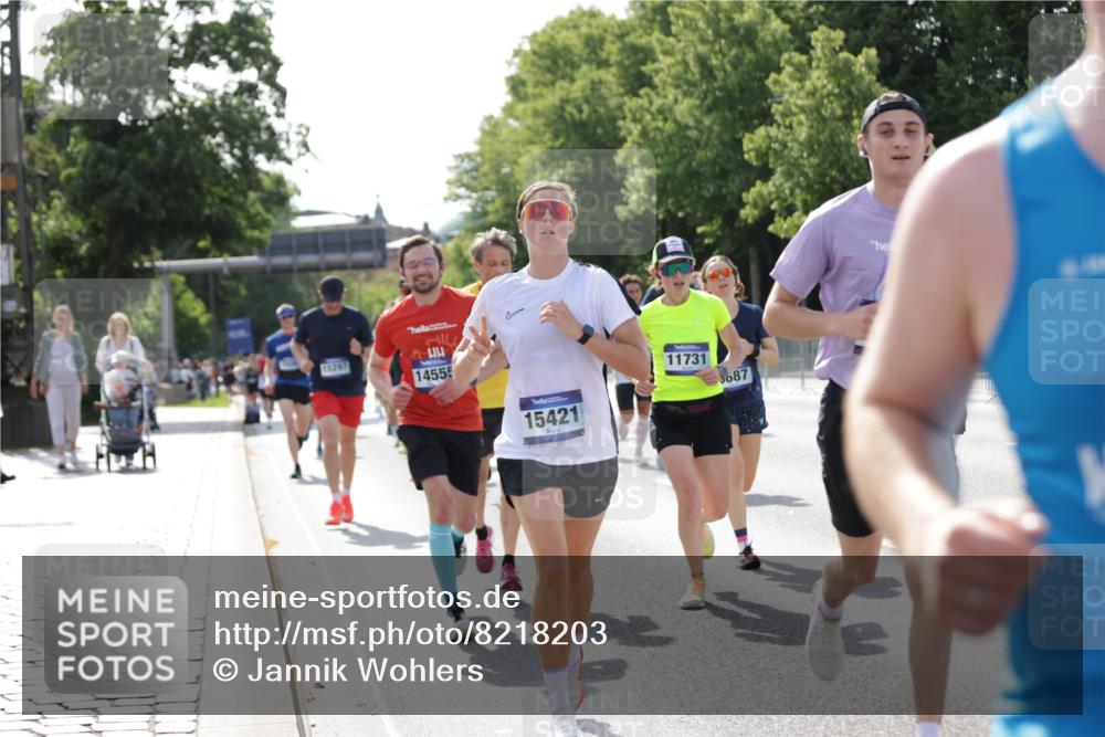 29.06.2025 - hella hamburg halbmarathon Jannik Wohlers http://msf.ph/oto/8218203 29.06.2025 09:50:20 Lombardsbrücke 1209, 1358, 1697, 1700, 2546, 3056, 3626, 4205, 4229, 4380, 4893, 5026, 5472, 5506, 5508, 5752, 5916, 6080, 6686, 6687, 7026, 7110, 8574, 8958, 10064, 10783, 10922, 11281, 11284, 11305, 11731, 13446, 13876, 13897, 14012, 14092, 14272, 14555, 14783, 15297, 15372, 15421, 15556, 15623, 15888, 15921, 16249, 16301, 16599, 16820, 17120, 17251, 17486, 17516, 17623, 17726, 18449, 18491, 18559, 18723, 18803, 19020, 19046 meine-sportfotos.de