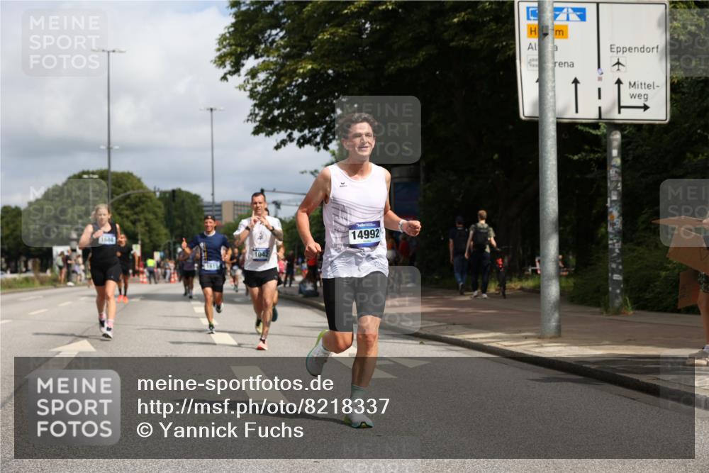 29.06.2025 - hella hamburg halbmarathon Yannick Fuchs http://msf.ph/oto/8218337 29.06.2025 10:32:58 20KM 1042, 1615, 1688, 1710, 2262, 2296, 2745, 2849, 3530, 4148, 5091, 5248, 6095, 7110, 7229, 8002, 8091, 9171, 11049, 11379, 11952, 12915, 13755, 14688, 14992, 16075, 17623, 18276, 18529, 18584, 18761 meine-sportfotos.de