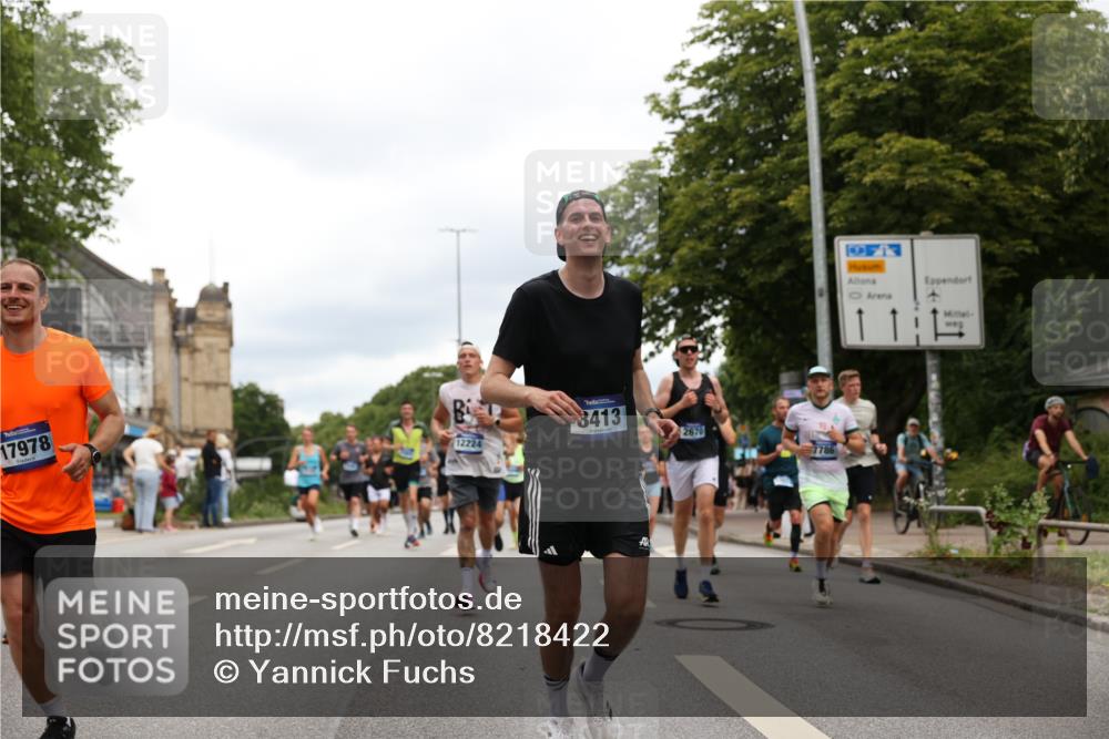 29.06.2025 - hella hamburg halbmarathon Yannick Fuchs http://msf.ph/oto/8218422 29.06.2025 10:45:54 20KM 2287, 2364, 2396, 2397, 2595, 2670, 2718, 2818, 4033, 4140, 4814, 5008, 5102, 6286, 6657, 6776, 7409, 7724, 7786, 8371, 8413, 8710, 8856, 9074, 9082, 9656, 9869, 11551, 11791, 12224, 12367, 12580, 13015, 13047, 13051, 13726, 13792, 14122, 14561, 14865, 14994, 15356, 15643, 15727, 15829, 15831, 16003, 16179, 16591, 17033, 17131, 17682, 17815, 17962, 17978, 17997, 18019, 18475, 18869, 18982 meine-sportfotos.de