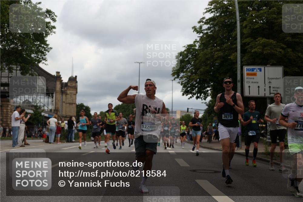 29.06.2025 - hella hamburg halbmarathon Yannick Fuchs http://msf.ph/oto/8218584 29.06.2025 10:45:56 20KM 2287, 2364, 2396, 2397, 2595, 2670, 2818, 4140, 4814, 5008, 5102, 6286, 6390, 6657, 6776, 7409, 7724, 7786, 8371, 8413, 8661, 8710, 8856, 9074, 9082, 9656, 9869, 10115, 11551, 11791, 12224, 12367, 12580, 13015, 13047, 13051, 13726, 13792, 14122, 14561, 14865, 14994, 15356, 15643, 15727, 15829, 15831, 16003, 16179, 16591, 17033, 17682, 17815, 17962, 17978, 17997, 18019, 18475, 18869, 18982 meine-sportfotos.de