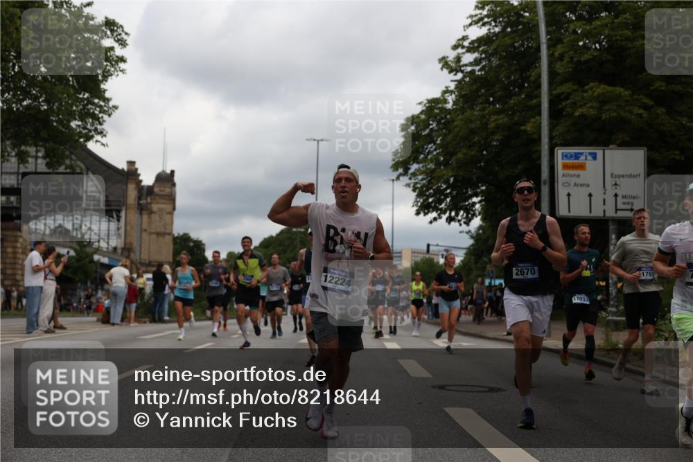 29.06.2025 - hella hamburg halbmarathon Yannick Fuchs http://msf.ph/oto/8218644 29.06.2025 10:45:56 20KM 2287, 2364, 2396, 2397, 2595, 2670, 2818, 4140, 4814, 5008, 5102, 6286, 6390, 6657, 6776, 7409, 7724, 7786, 8371, 8413, 8661, 8710, 8856, 9074, 9082, 9656, 9869, 10115, 11551, 11791, 12224, 12367, 12580, 13015, 13047, 13051, 13726, 13792, 14122, 14561, 14865, 14994, 15356, 15643, 15727, 15829, 15831, 16003, 16179, 16591, 17033, 17682, 17815, 17962, 17978, 17997, 18019, 18475, 18869, 18982 meine-sportfotos.de